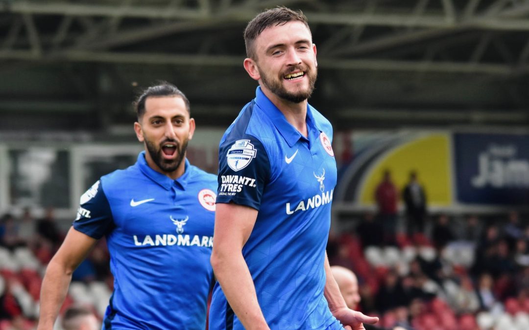 Jarvis, Randall and Lynch on target as Larne win at Shamrock