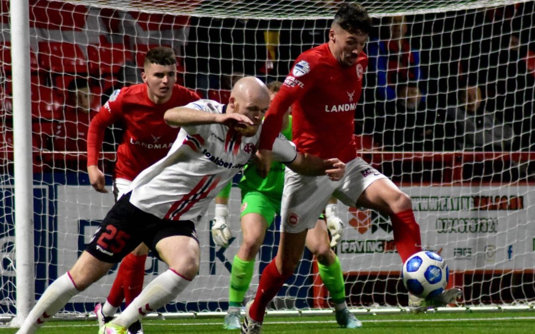 Lynch comes off the bench to claim points against Crues