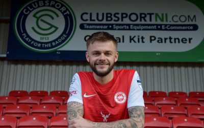 Invermen sign striker Ryan from Hamilton