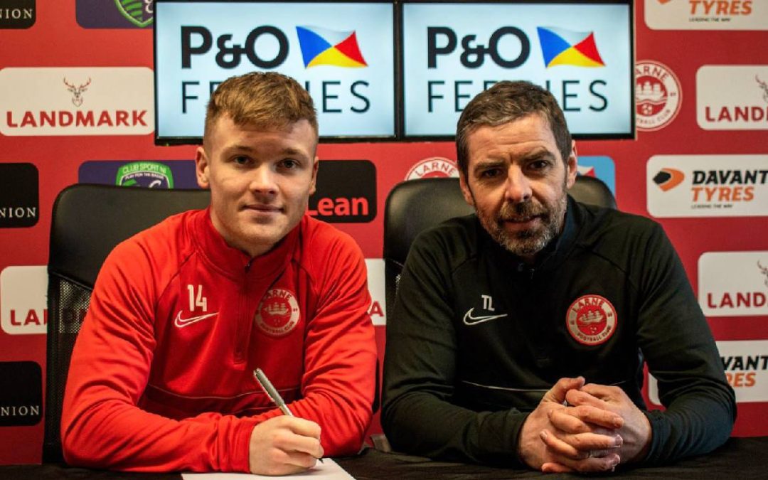 Andy Scott pens contract extension at Inver Park