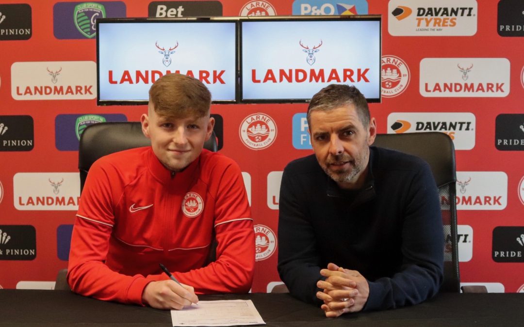 Harry Adair signs professional terms at Inver