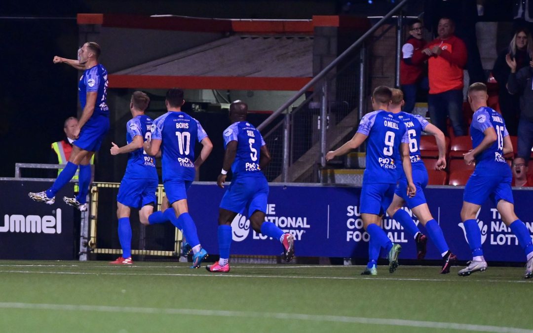 Ten-man Larne make their point at Seaview