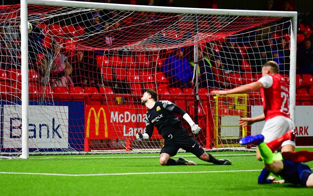 Millar bags a brace in Glenavon win