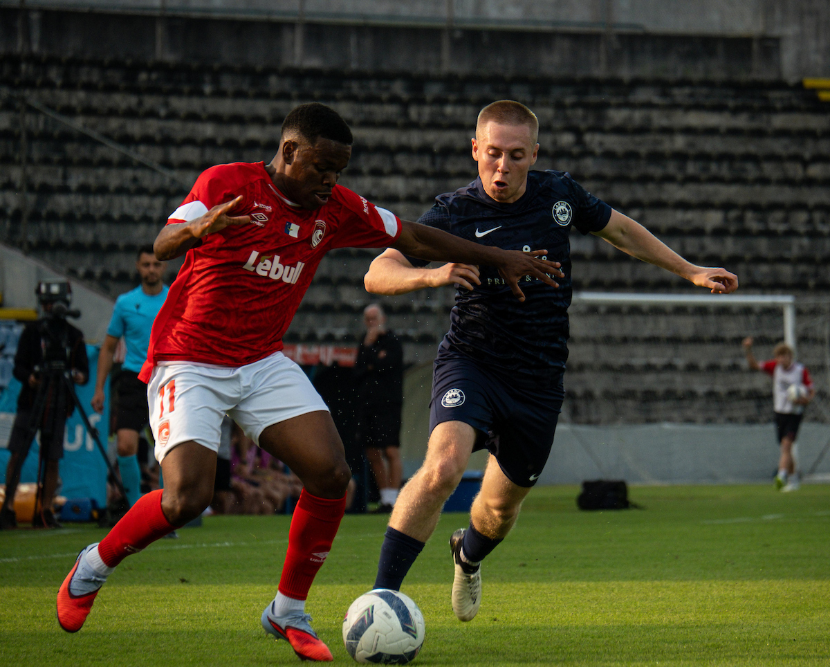 Santa Clara v Larne Uefa Conference 006