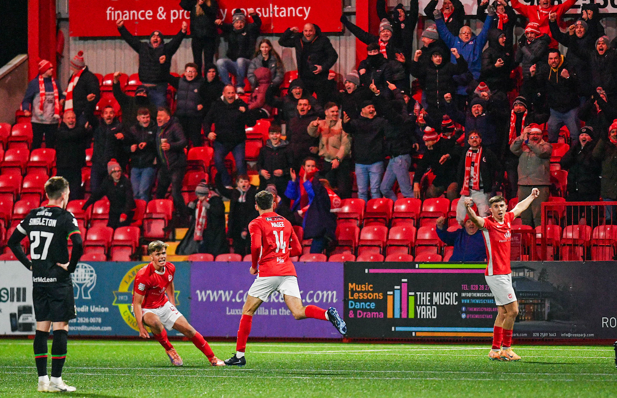 Sports Direct Premiership 25/26Match Day 20Larne v Glentoran