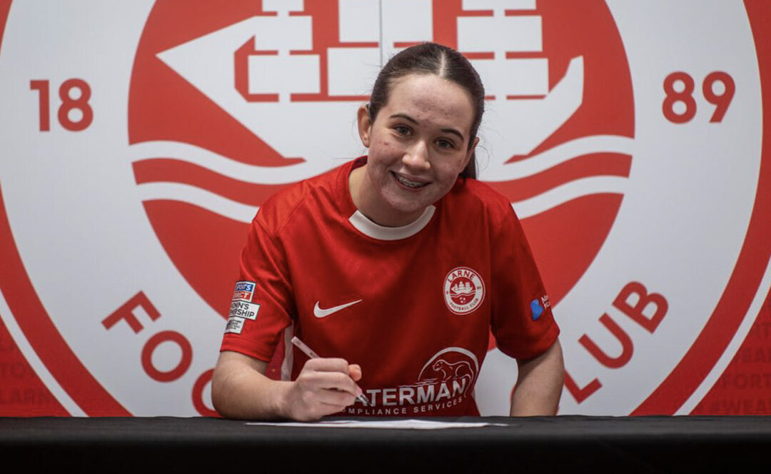 Inver Women sign Anna Walsh
