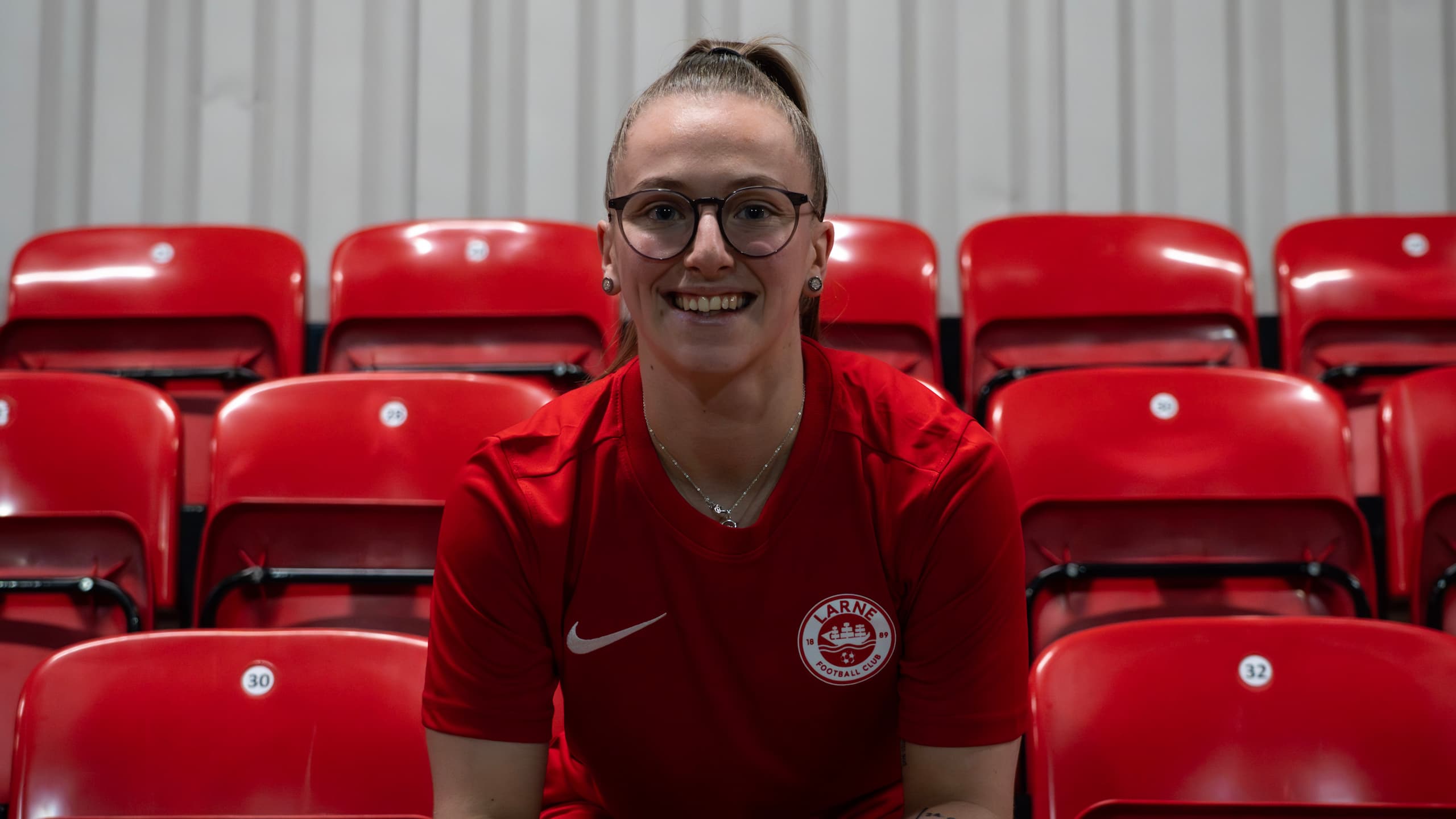 Chloe Walker signs for Larne FC Women.