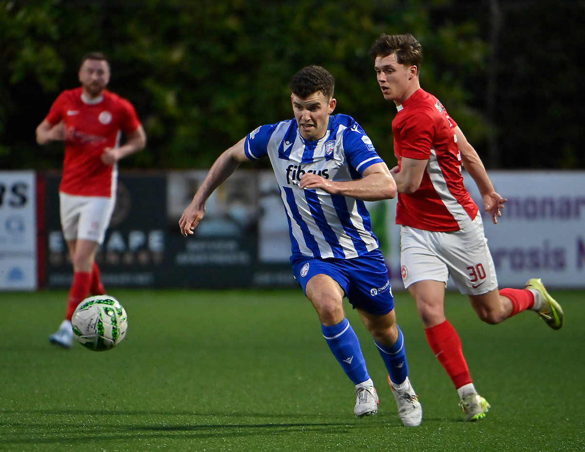 10-man Larne suffer Bannsiders defeat